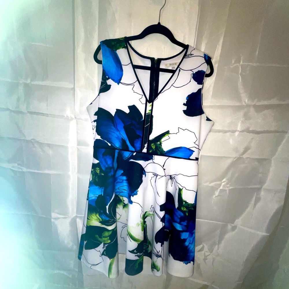 REED Blue and White Floral Party Fit and Flair Women’s Dress